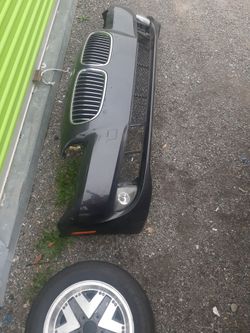 BMW Front Bumper with Grilles and Fog Light