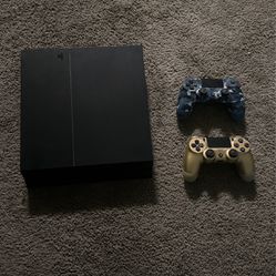 PlayStation 4 + Two PS4 Controllers