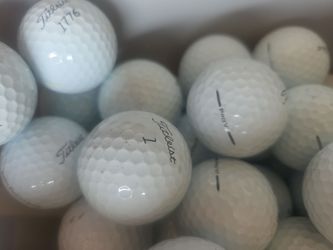 Used Titleist Prov1 Golf Balls
