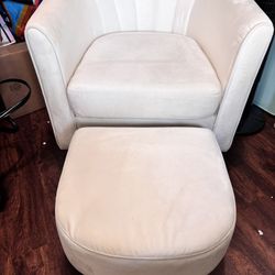 Accent Chair With Ottoman 