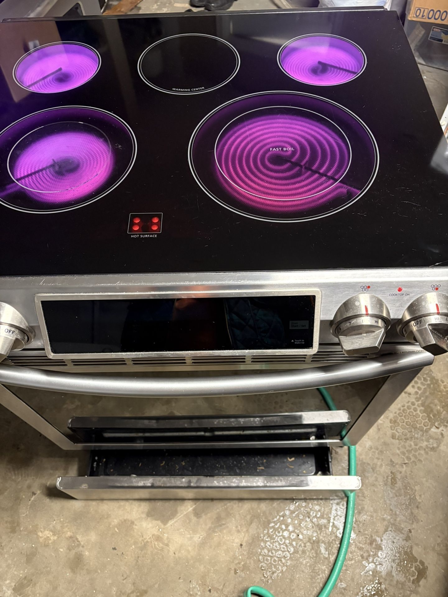 31” Inch W, Samsung Electric Stove.