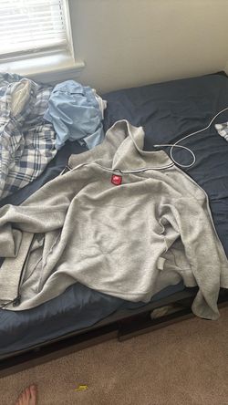 New grey Nike tech