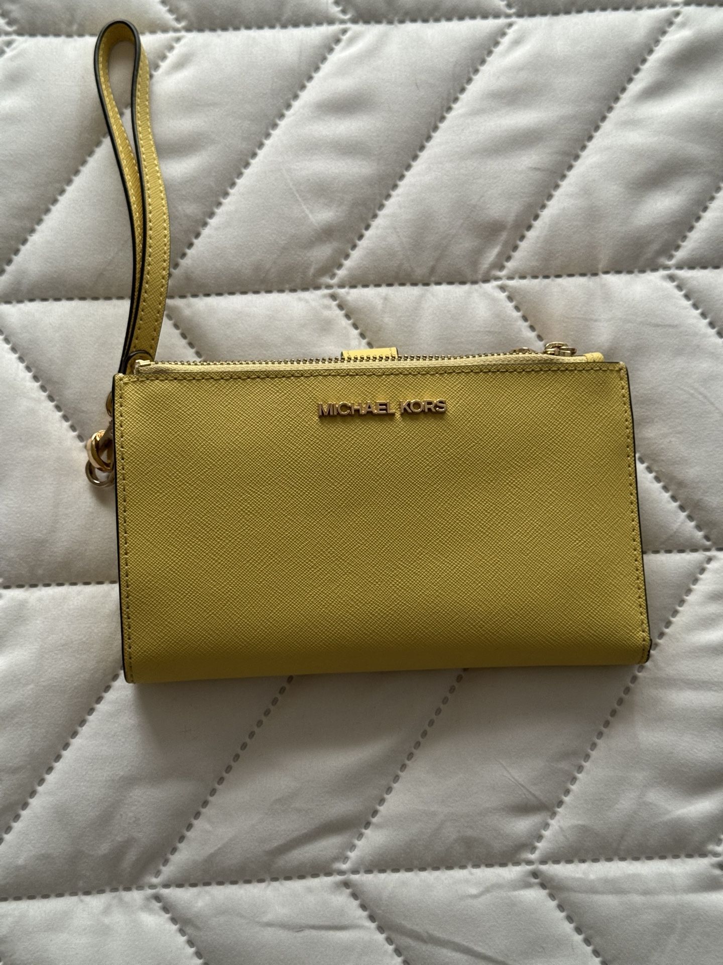 Michael Kors Wristlet