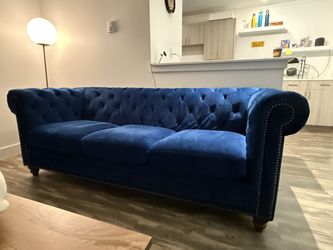 Timeless Sofa