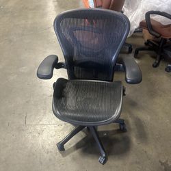 Herman Miller Fully Loaded Classic Aeron Chair! We Also Have Standing Desk And Monitor Arms Available!
