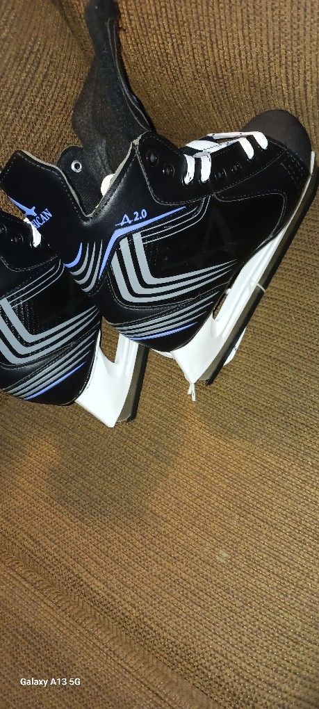 American Hockey Skates Size 8 Ice Force 2.0