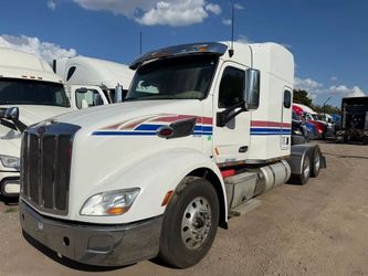 2017 Peterbilt 579