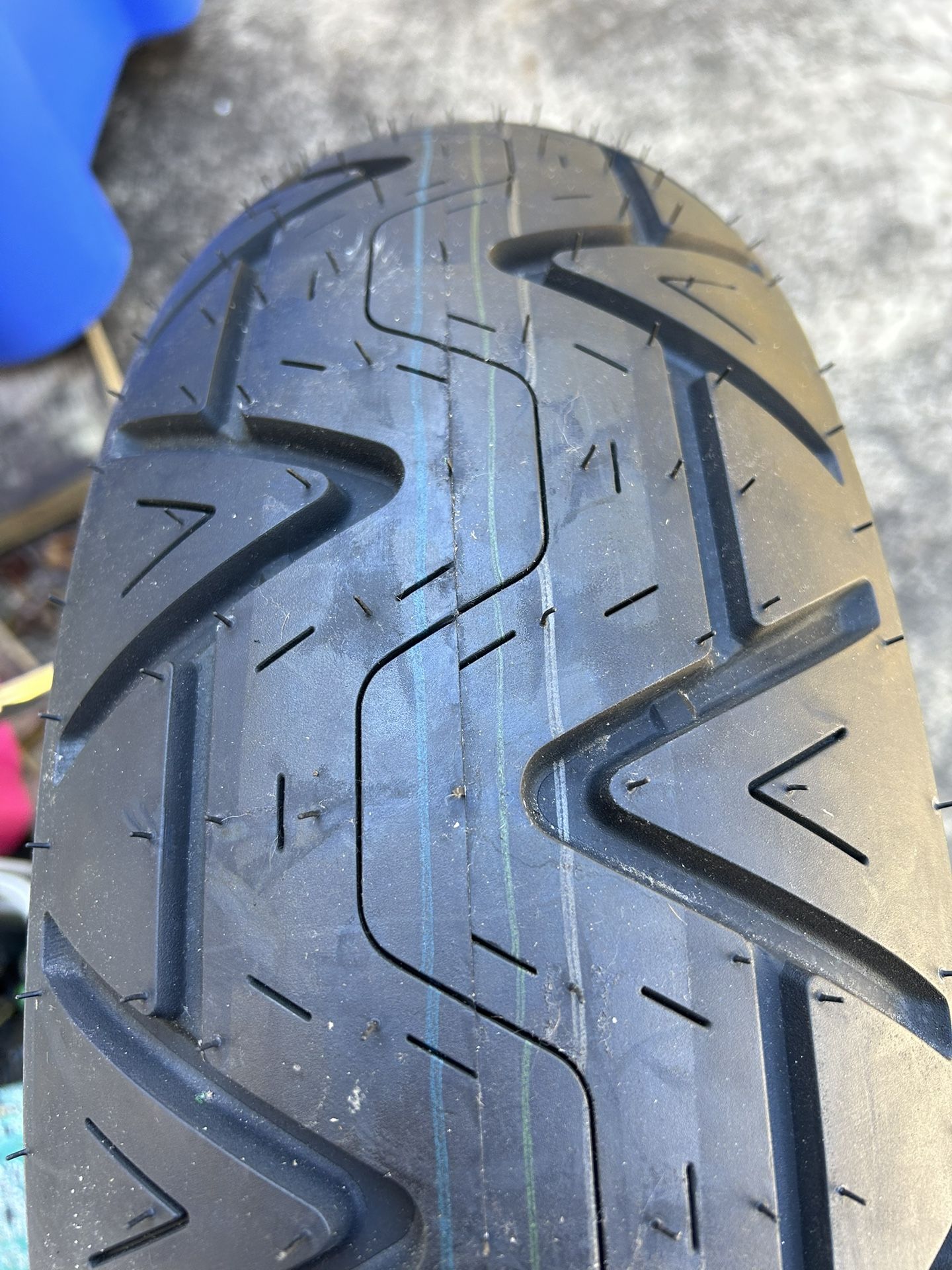 BRAND NEW**Kenda Tire Cruiser Rear 170/80-15**NEW