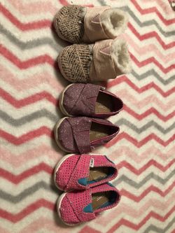 Baby girl Toms