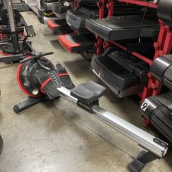 Life Fitness GX Rower Rowing Machine Indoor