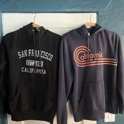 2 Boys Hoodies-/ Sweatshirts - Large