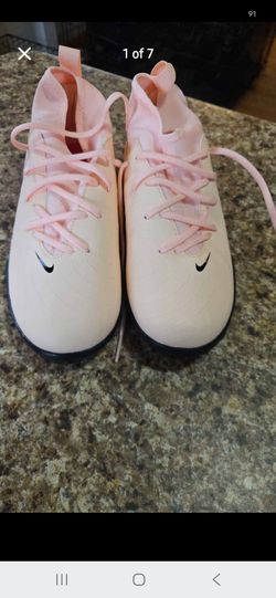 Nike indoor soccer cleats
