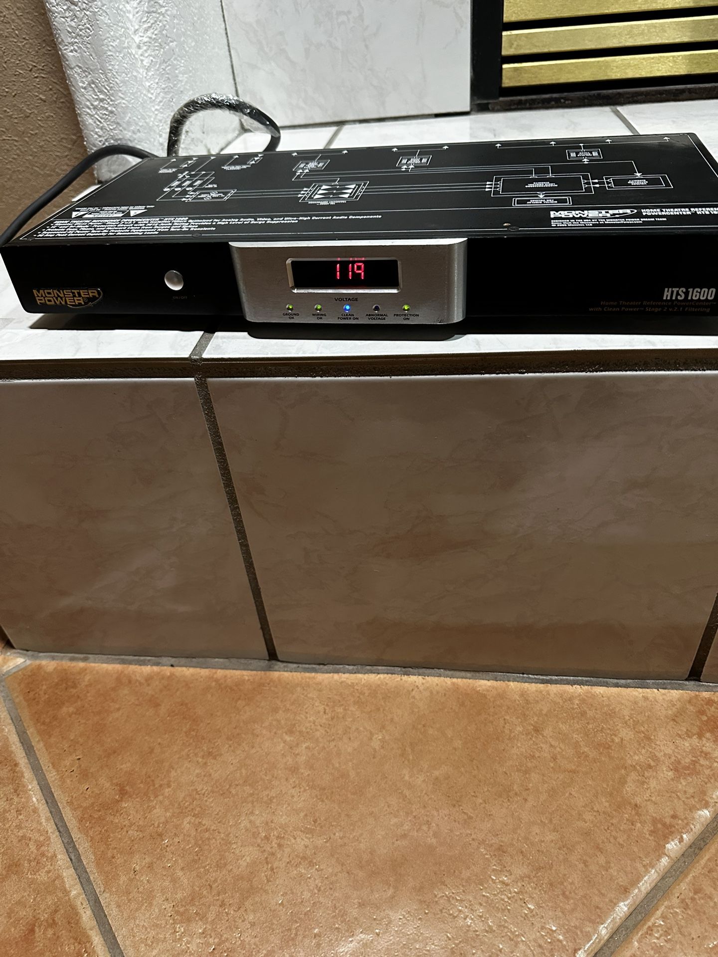 Monster Home Theater HTS 1600 PowerCenter with Clean Power Stage 2