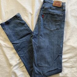 Women’s Levi Jeans