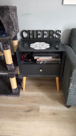 mid-century modern style nightstand/side table