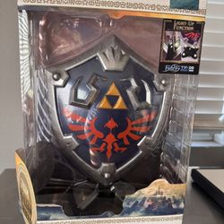 Zelda Hylian Shield Statue – Light-Up Edition (NEW Sealed Box)