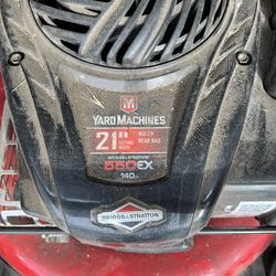 BRIGGS & STRATTON Lawn mower