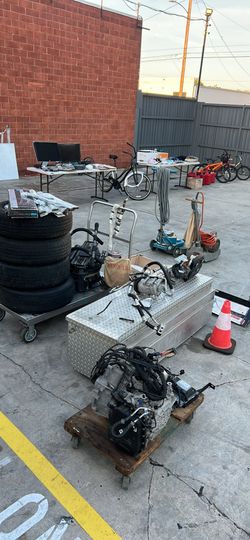YARD SALE EVERYTHING U NEED SATURDAY SUNDAY