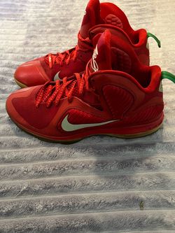 Nike LeBron 9 Christmas Red High-Top Basketball Sneakers