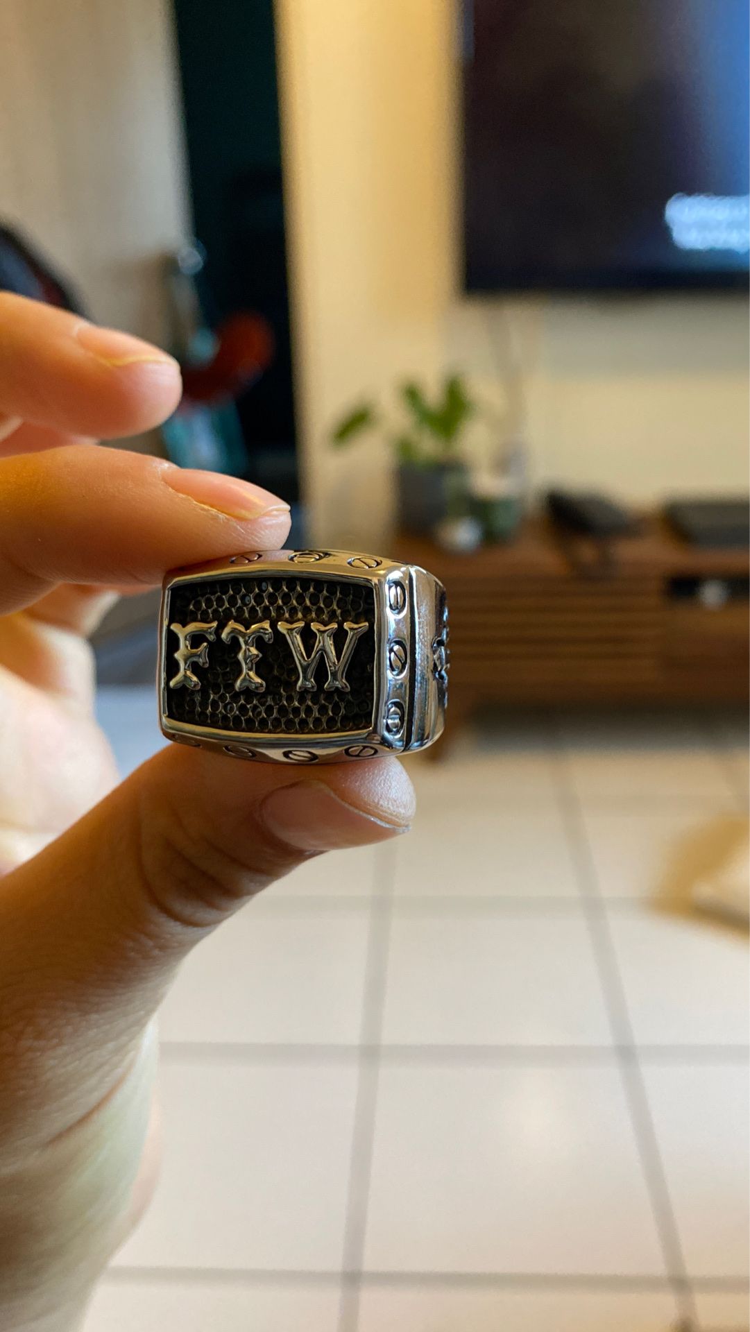 Size 7 Ring Skull Crown