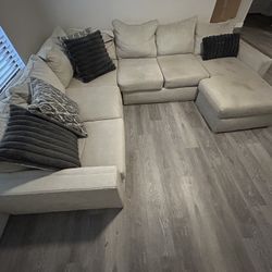 AFW Sectional Couch - Pet Owner 