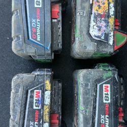 Batteries M18 Milwakee