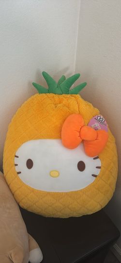 20” Hello Kitty Swishmallow