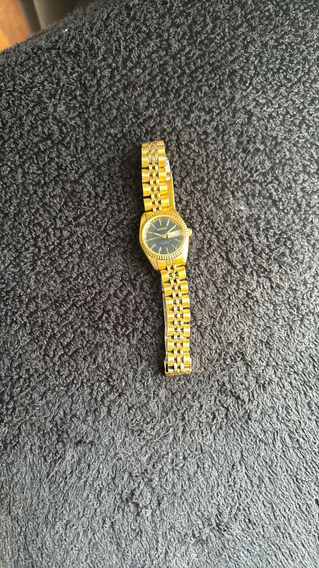 Vtg GENEVE Gold Plated Date 50mm Women Watch Fluted Bezel As Is