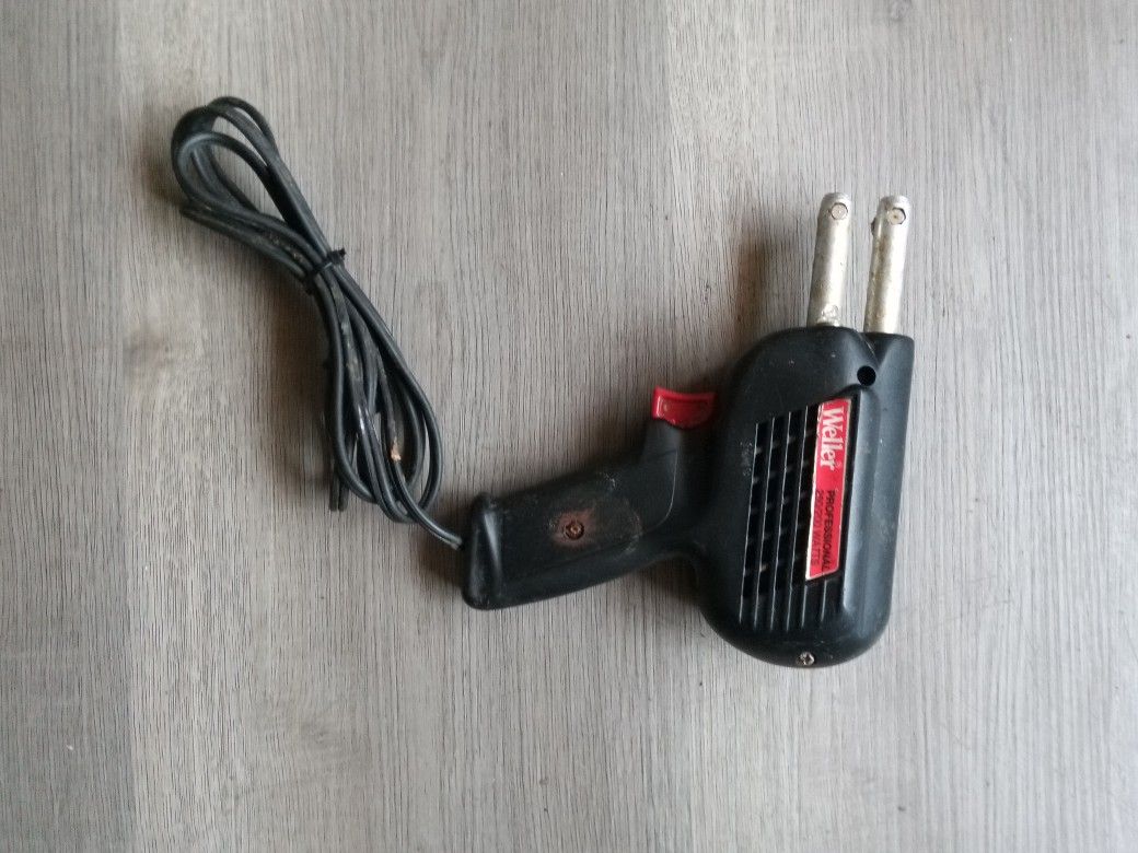 Weller D550PK Professional Soldering Gun Kit.