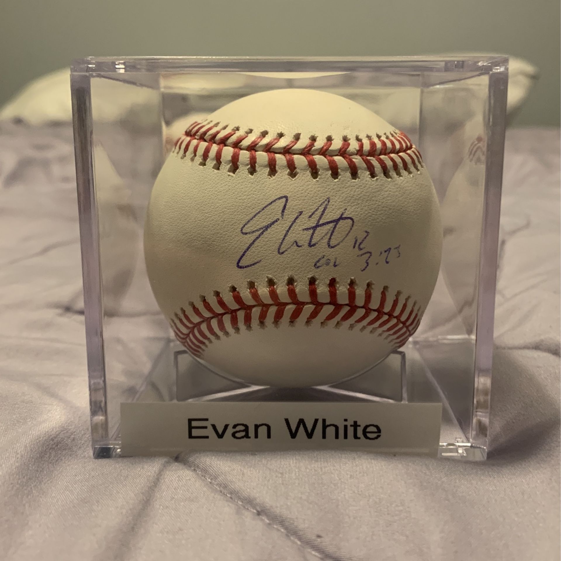 Evan White Signed Baseball