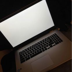 Asus Chromebook CXB170CK 17in Screen