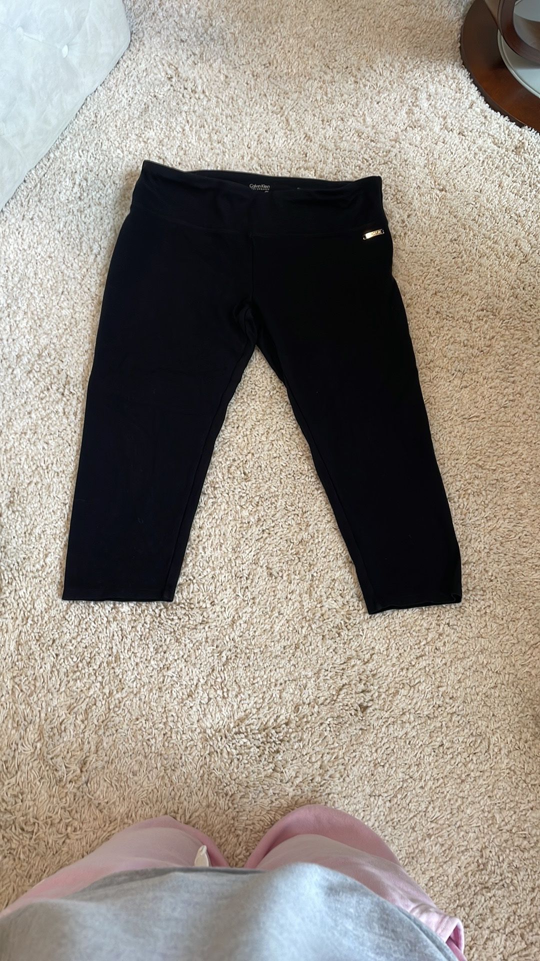 Calvin Klein Black Leggings Capri women’s xl stretch no piling