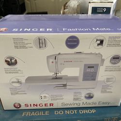 Singer fashion Mate Sewing 5500