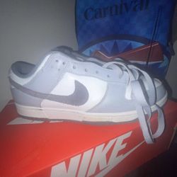 nikes