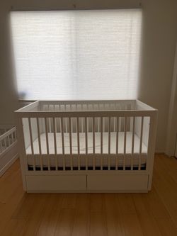 Baby Crib From Babyletto Bento 3-in-1 Convertible Storage Crib + Mattress All For Sale