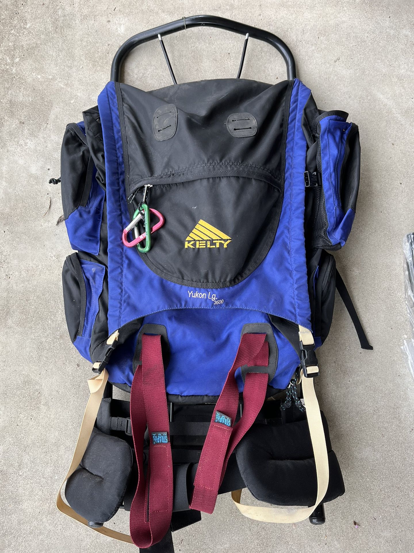 Kelty lg 3600 Hiking Backpack With Colombia Day Pack