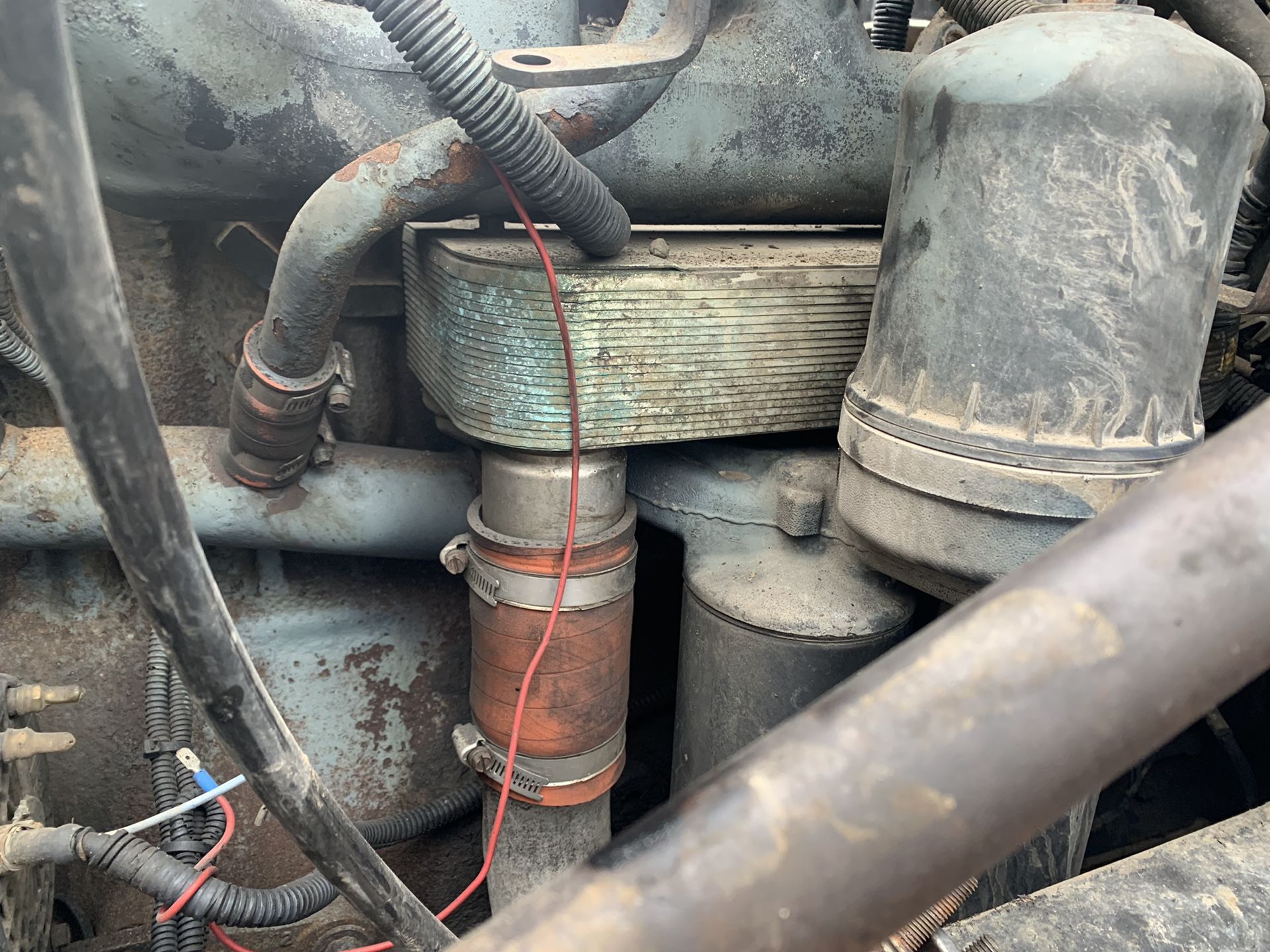 Mack oil cooler