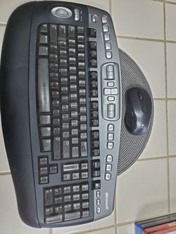 Logitech mk550 series