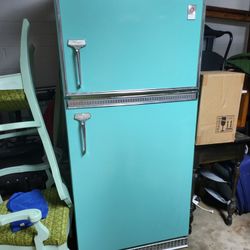 1965 Fridgidaire Refridgerator