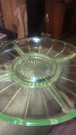 Uranium glass pickle dish