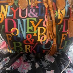 Dooney And Bourke Purse
