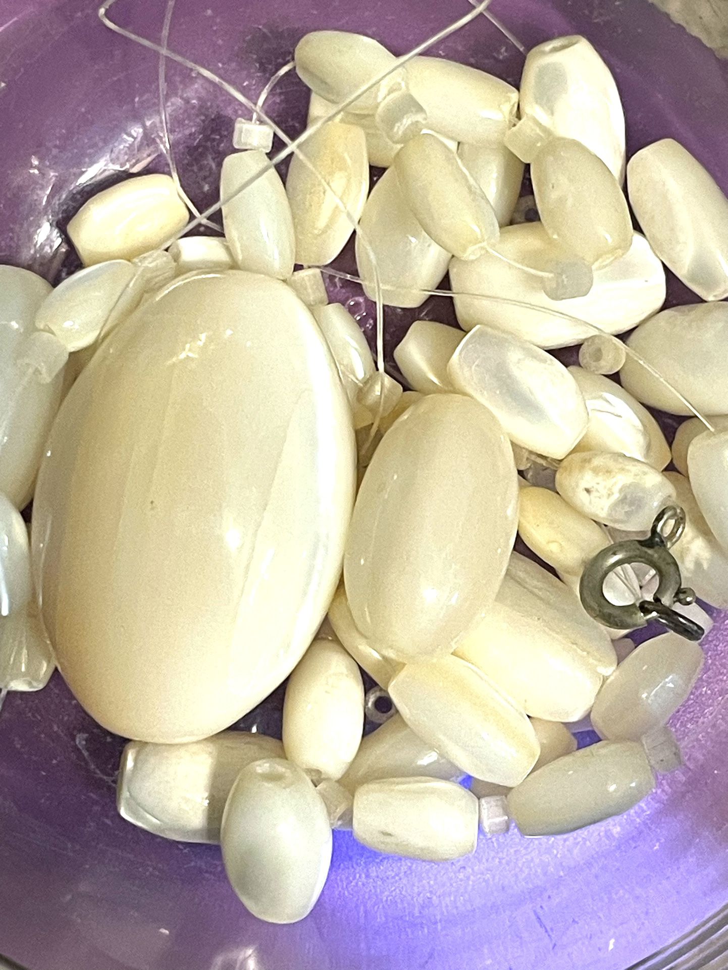 Lot Of Oval Mother Of Pearl Beads