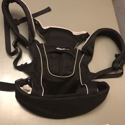 Eddie Bauer Baby carrier 