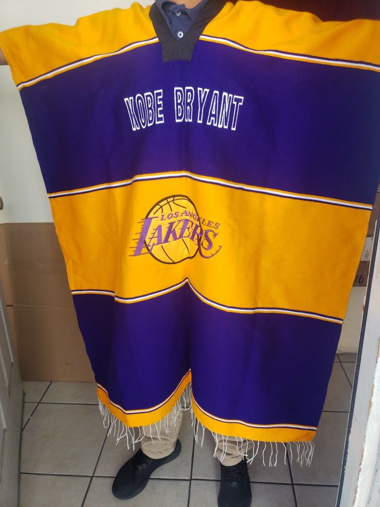 Lakers Theme Poncho