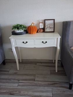 White Entry Table
