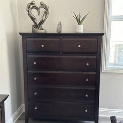 6 Drawer Dresser 