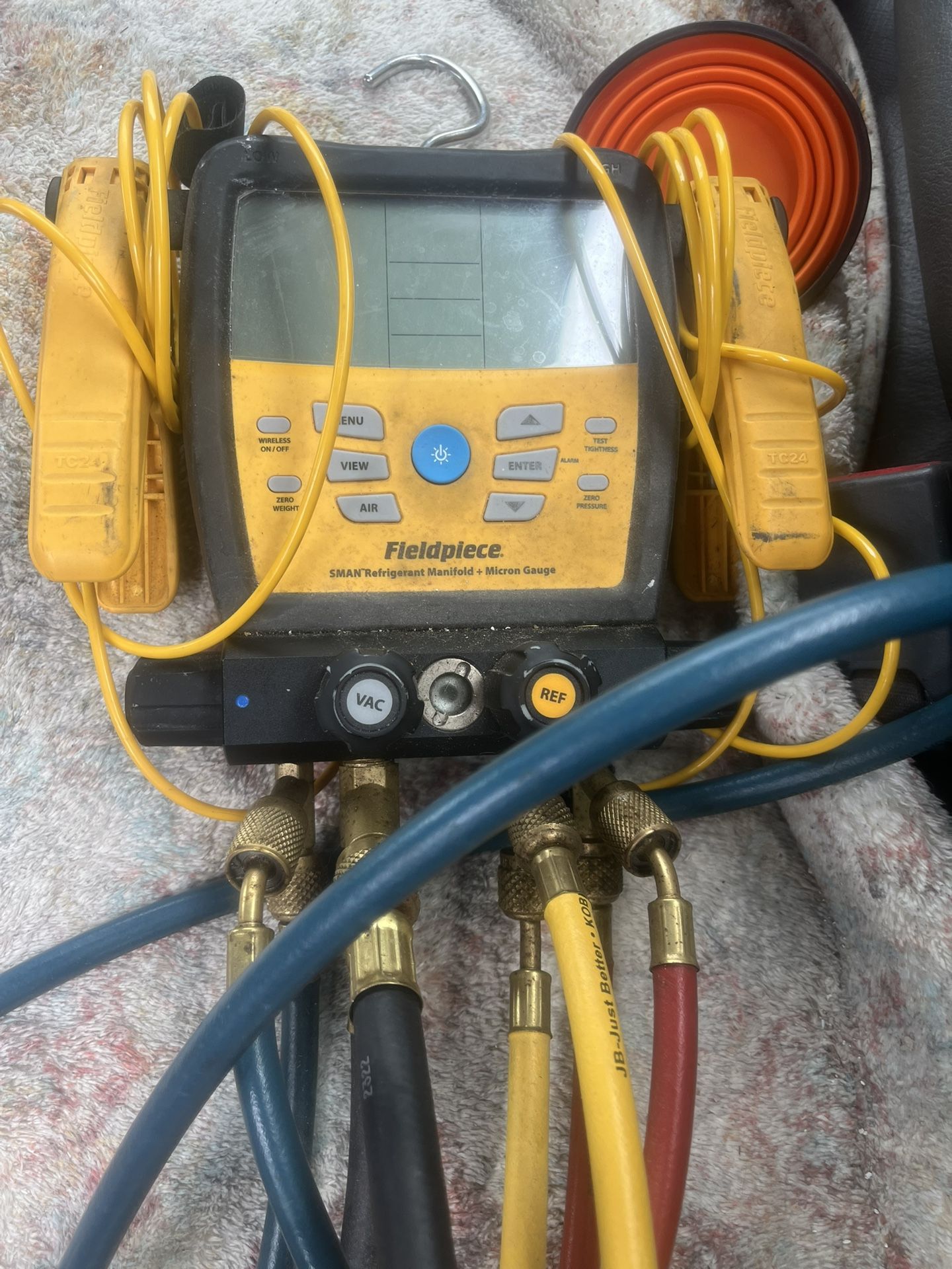 Fieldpiece Refrigerant Manifold And Micron Guage
