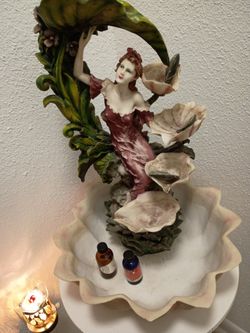 Vintage Water Fountain Doll Beautiful Works Has Its Pump Not The Table