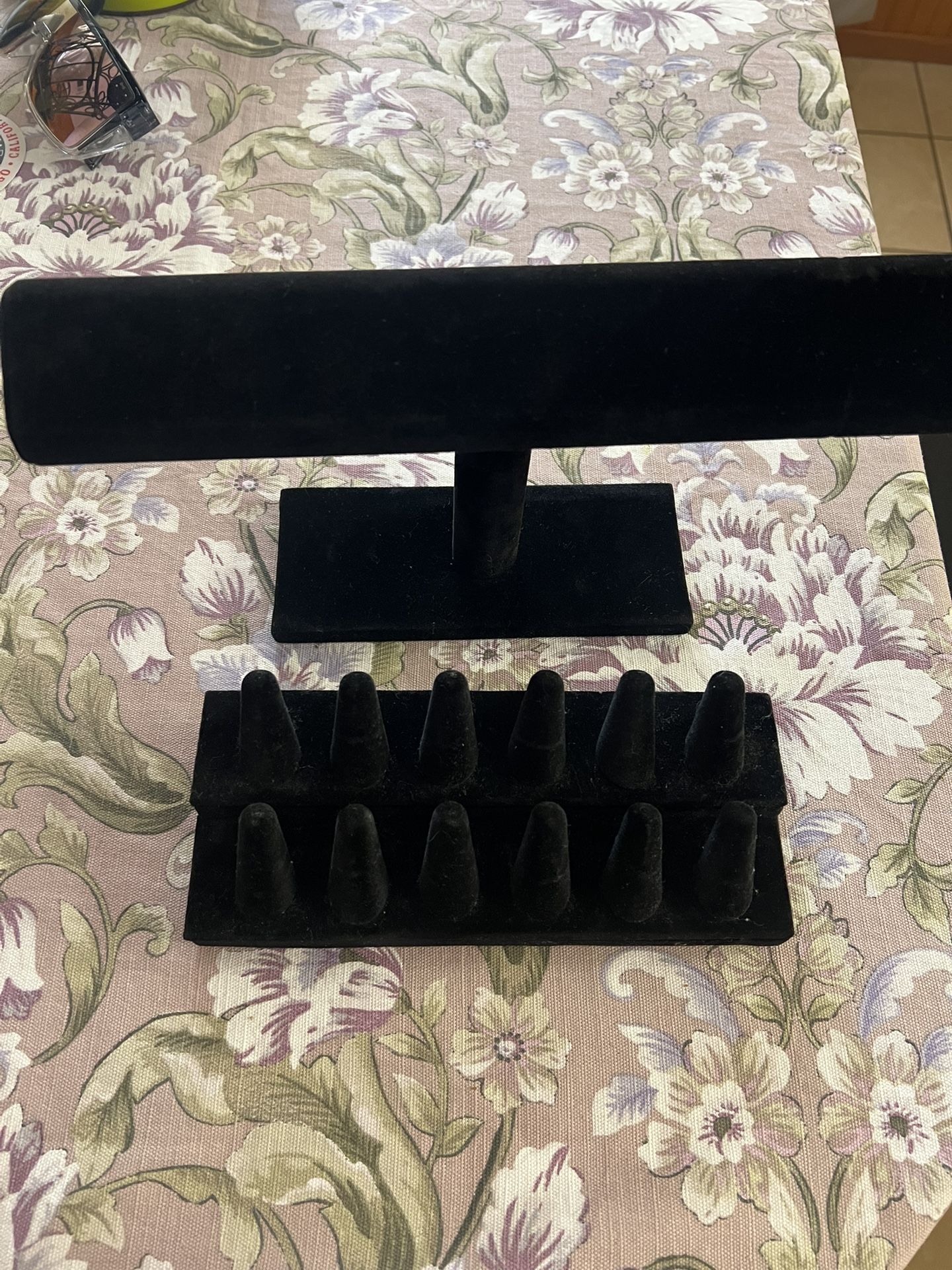 Jewelry holder for rings and bracelets