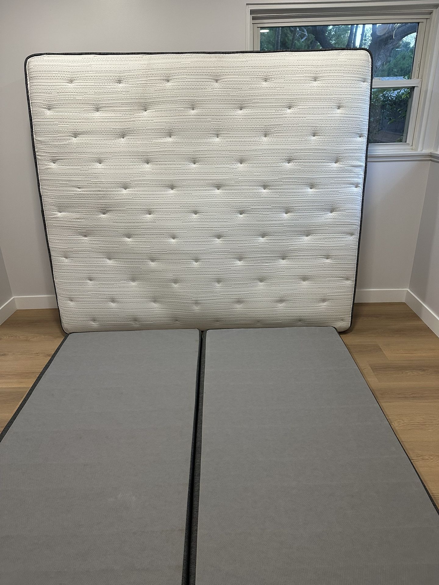 Cal King Mattress And Box Spring